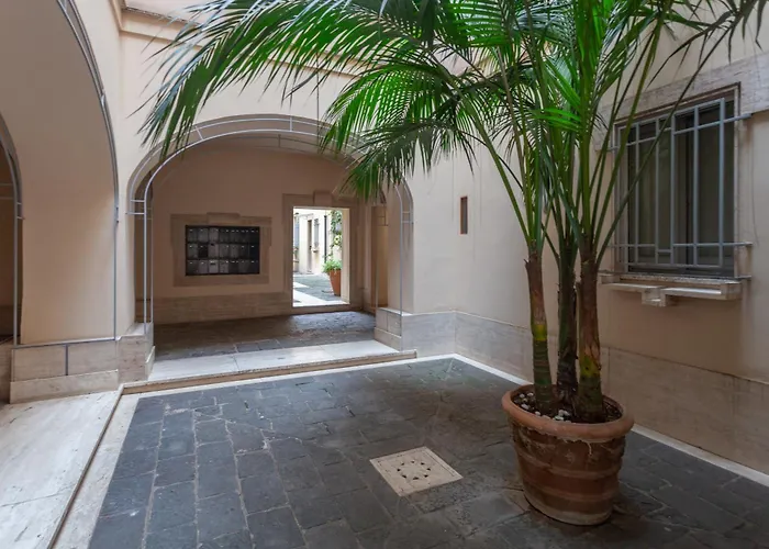 San Teodoro 34 - Stylish In Front Of Forum *