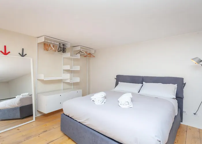 San Teodoro 34 - Stylish In Front Of Forum *